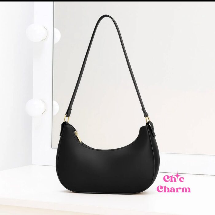 Chic Shoulder Bag - Black